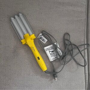 Drybar Yellow and Gray Hair Waver